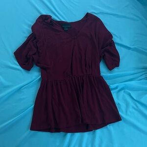 Women's Burgundy Vneck Top